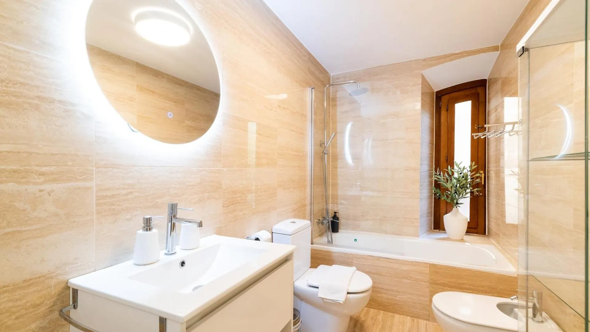 Moderno Apartamento En Granada Centro Spain