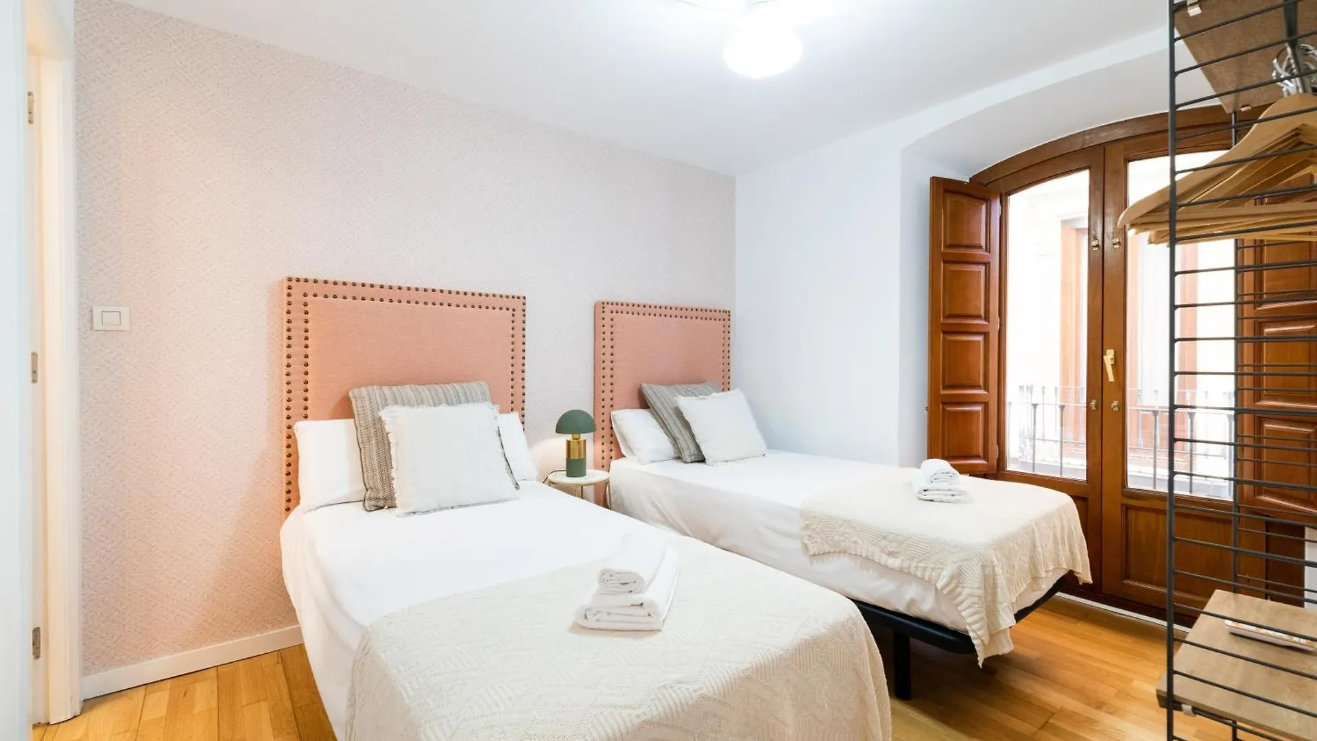 Moderno Apartamento En Granada Centro Apartment